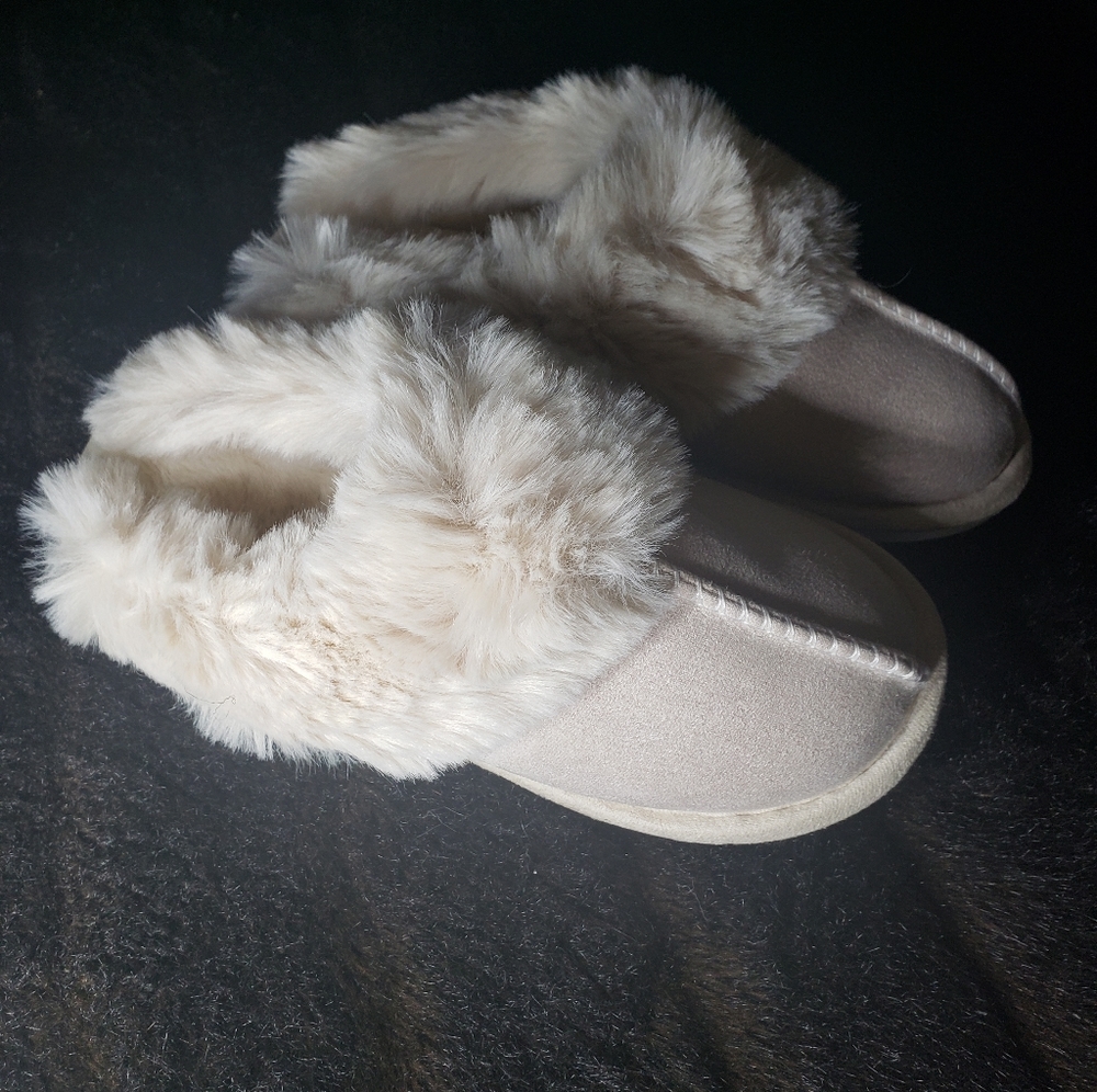 Suede Slippers - Picture 4 of 4